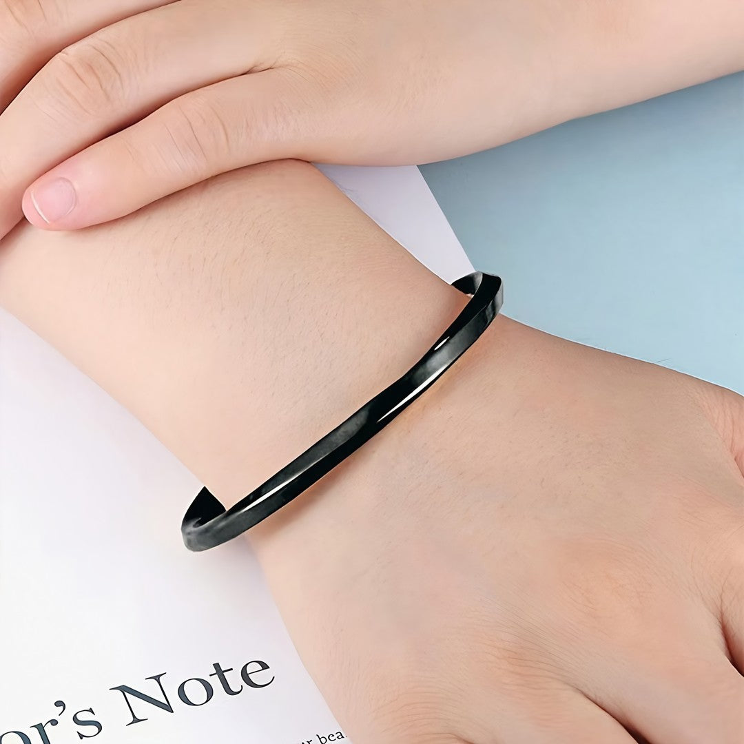 Minimalist Cuff